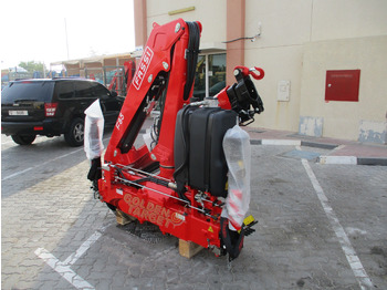 Grue auxiliaire FASSI