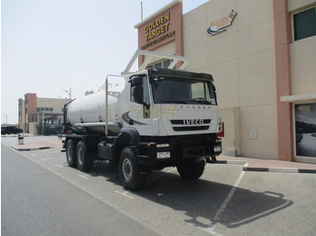 Camion citerne IVECO