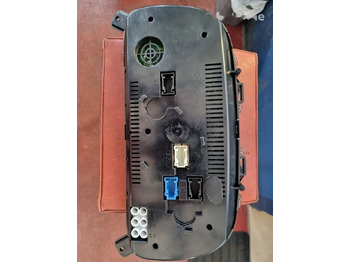 Panel de instrumentos pour Camion Daimler-Benz AXOR EURO 5 A0054468321   Mercedes-Benz AXOR EURO 5: photos 3