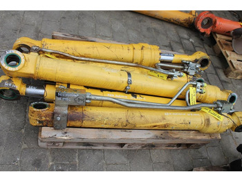 Vérin hydraulique