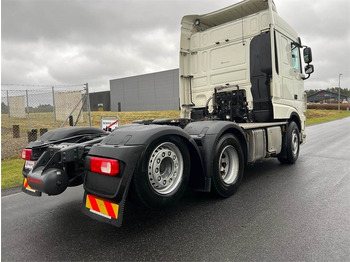 Tracteur routier DAF XF 530 6x2 FTR: photos 3