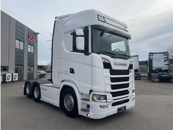 Tracteur routier SCANIA S 660