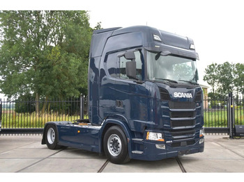 Tracteur routier SCANIA S 450