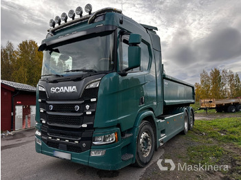 Camion ampliroll SCANIA R 580