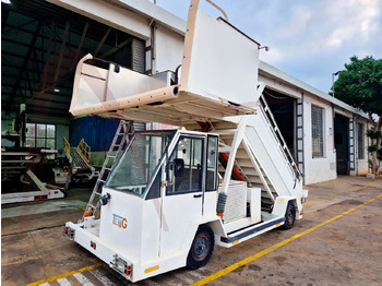 Escalier d'embarquement TEMG