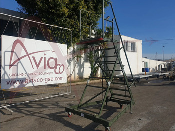 Escalier d'embarquement