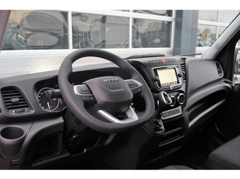Fourgon utilitaire Iveco Daily 35S18HV 3.0 L2H2 BPM VRIJ/ AUT/ 2X SCHUIFDEUR/ CAMERA/ CRUISE/ CLIMA/ NAVI/ LED: photos 2