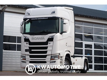 Tracteur routier SCANIA S 450