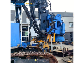 Foreuse XCMG XR240E