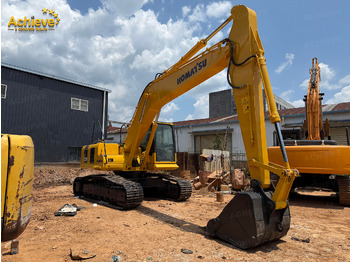Pelle sur chenille KOMATSU PC200-8