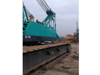 Grue sur chenilles KOBELCO