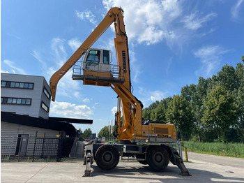 Pelle de manutention LIEBHERR A 934