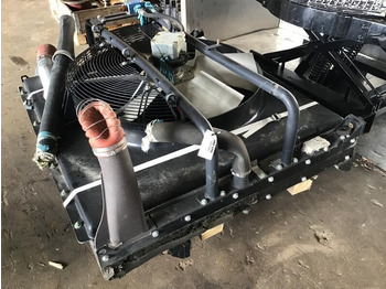 Radiateur Liebherr Combined Radiator: photos 2 Radiateur Liebherr Combined Radiator: photos 2