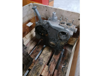 Moteur et pièces LIEBHERR