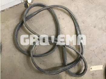 Cabine et intérieur LIEBHERR