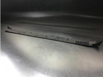 Cabine et intérieur LIEBHERR