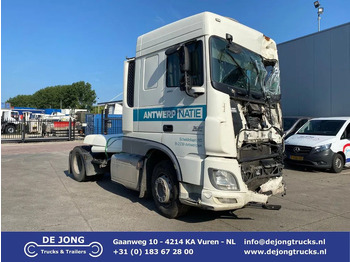 Tracteur routier DAF XF 106 460