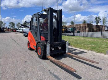 Chariot élévateur à gaz Linde H50T-02: photos 3