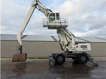 Pelle de manutention LIEBHERR A 934