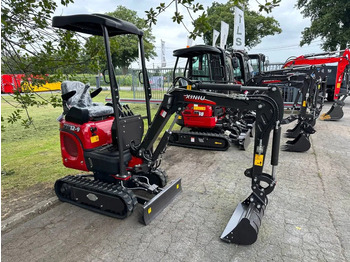 Mini pelle Rhino Rhinoceros XN12-9: photos 2 Mini pelle Rhino Rhinoceros XN12-9: photos 2