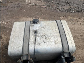 Réservoir de carburant pour Camion MAN TGX EU6  RN002 Dieseltank Tank Tankbehälter 460L: photos 3 Réservoir de carburant pour Camion MAN TGX EU6  RN002 Dieseltank Tank Tankbehälter 460L: photos 3