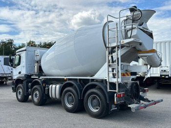Camion malaxeur Mercedes-Benz Arocs 3743, 8x4 Betonmischer, Euro 6,  9m³ Liebherr Mischer: photos 4