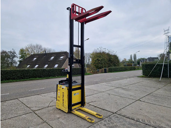 Gerbeur HYSTER