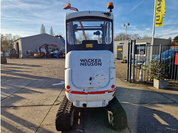 Mini pelle WACKER NEUSON 2404RD kan op een helling draaien: photos 4