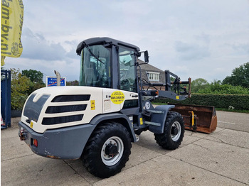 Chargeuse sur pneus Yanmar TL80 / Terex TL80 / Schaeff TL80 very low hours!: photos 3
