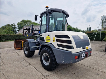 Chargeuse sur pneus Yanmar TL80 / Terex TL80 / Schaeff TL80 very low hours!: photos 4