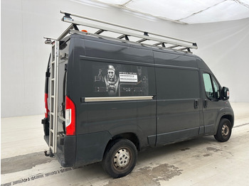Fourgon utilitaire Fiat Ducato 2.3 130: photos 4