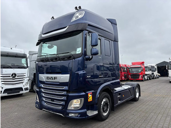 Tracteur routier DAF XF 530