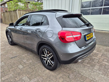Berline Mercedes-Benz GLA 200 Automaat. AMG. Edition 1: photos 4