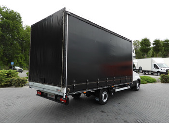 Utilitaire rideaux coulissants (PLSC) IVECO DAILY 35S18 TARPAULIN 10 PALLETS WEBASTO CRUISE CONTROL NAVIGATION LED LIGHTS AIR CONDITIONING  180HP: photos 3