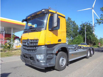 Camion ampliroll MERCEDES-BENZ Arocs
