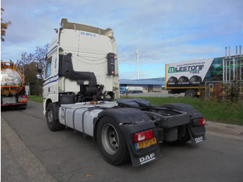 Tracteur routier DAF CF 400: photos 5