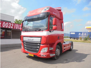 Tracteur routier DAF CF 400