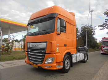 Tracteur routier DAF XF 440