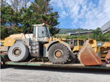 Chargeuse sur pneus LIEBHERR L564 (1999): photos 3