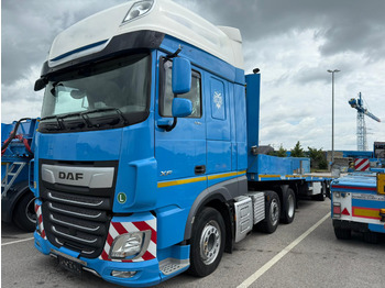 Tracteur routier DAF XF 530