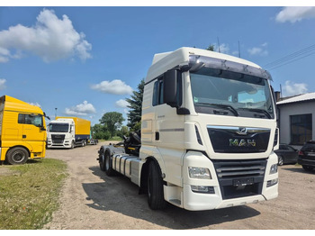 Camion ampliroll MAN TGX 26-460 Hakowiec oś skrętna: photos 2
