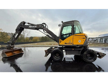 Pelle sur pneus MECALAC