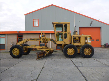 Niveleuse CATERPILLAR 120G