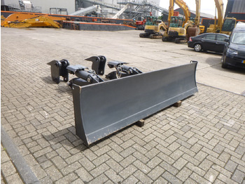 Lame pour Pelle sur chenille neuf DOOSAN DX235LCR: photos 5