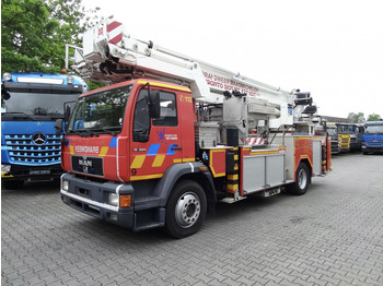 Camion avec nacelle MAN L2000