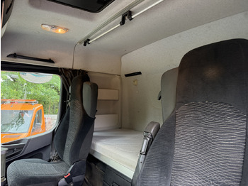 Crédit-bail de Mercedes-Benz Arocs 3251 8X4 Haken mit Kran HMF 2620 K5 Mercedes-Benz Arocs 3251 8X4 Haken mit Kran HMF 2620 K5: photos 4 Crédit-bail de Mercedes-Benz Arocs 3251 8X4 Haken mit Kran HMF 2620 K5 Mercedes-Benz Arocs 3251 8X4 Haken mit Kran HMF 2620 K5: photos 4