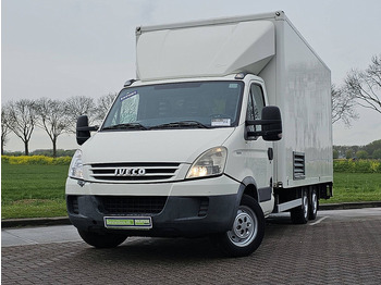 Fourgon grand volume IVECO Daily 35s14