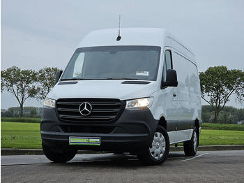 Fourgon utilitaire MERCEDES-BENZ Sprinter 317