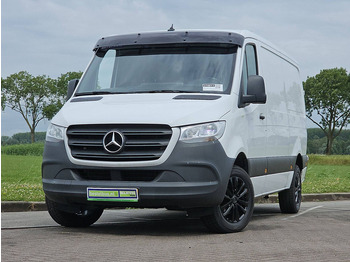 Fourgonnette MERCEDES-BENZ Sprinter 319