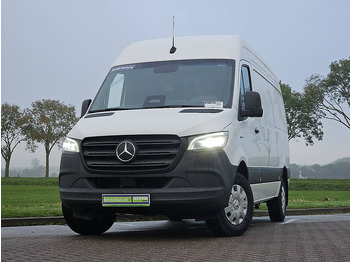 Fourgon utilitaire MERCEDES-BENZ eSprinter